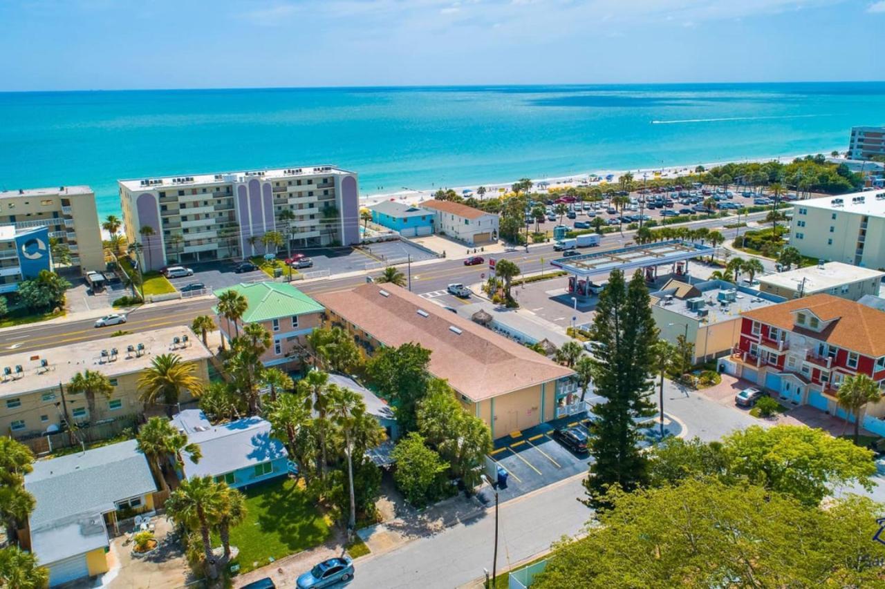 Madeira Beach Tropic Breeze Unit 13 Second Floor Villa St. Pete Beach Exterior photo