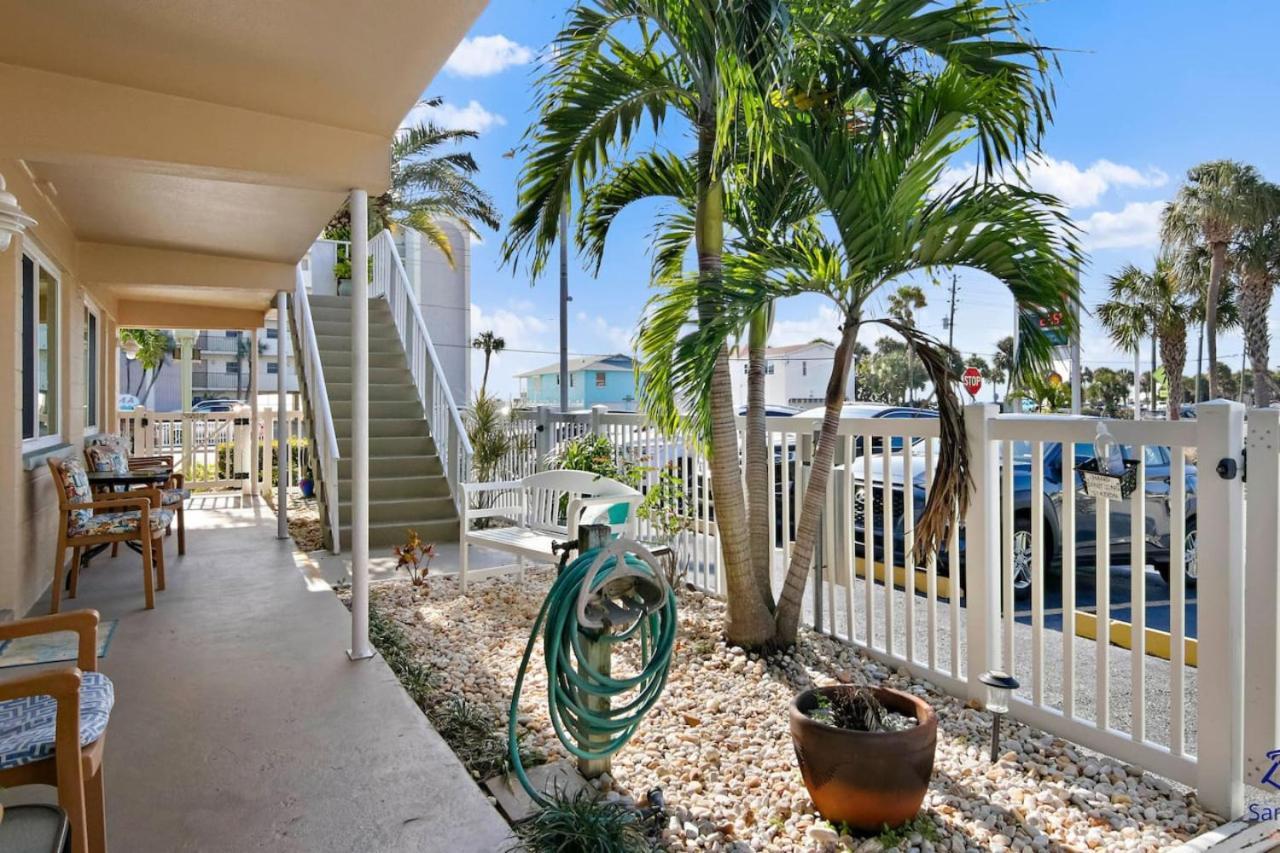 Madeira Beach Tropic Breeze Unit 13 Second Floor Villa St. Pete Beach Exterior photo