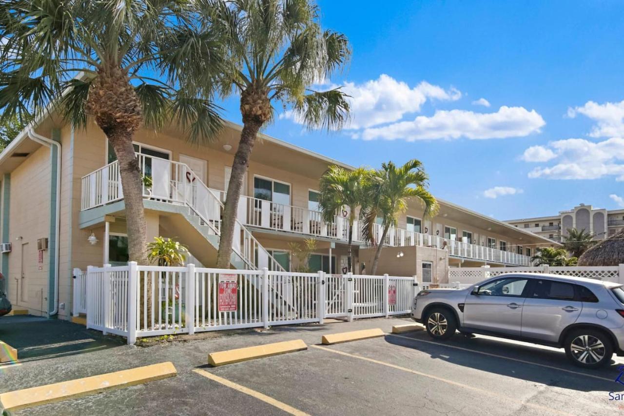 Madeira Beach Tropic Breeze Unit 13 Second Floor Villa St. Pete Beach Exterior photo